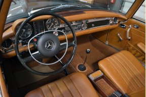 1970 Mercedes Benz 280SL